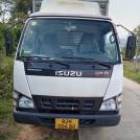 Isuzu QKR QMR77HE4 Th&ugrave;ng K&iacute;n - 2021