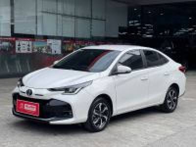 Toyota Vios E CVT - 2025