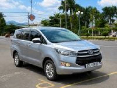 Toyota Innova 2.0E - 2018