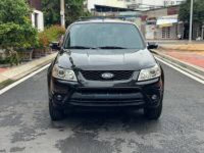Ford Escape XLS 2.3L 4x2 AT - 2011