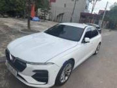 VinFast Lux A 2.0 Plus 2.0 AT - 2021