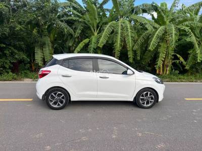 2022 - Hyundai Grand i10 Hatchback 1.2 AT - Xe tư nhân, hồ sơ cầm tay Xe zin toàn tập, đẹp xuất sắc. Nội ngoại thất bao phê