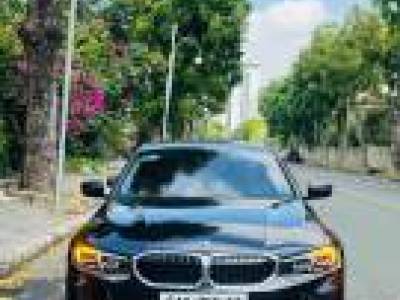 BMW 3 Series 320i Sport Line - 2023