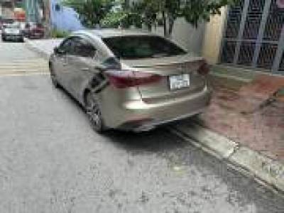 Kia K3 1.6 AT - 2014