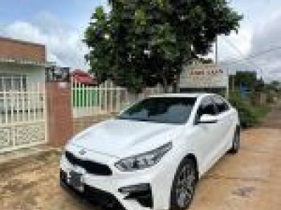 Kia Cerato 1.6 AT Luxury - 2021
