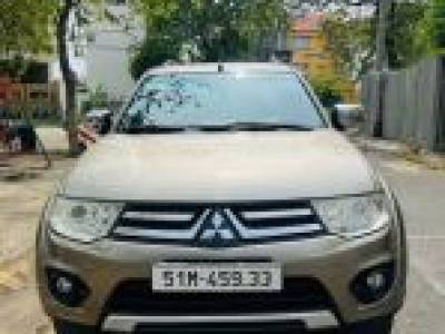 Mitsubishi Pajero Sport G 4x2 AT - 2015