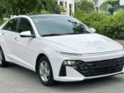 Hyundai Accent Đặc biệt 1.5 AT - 2025
