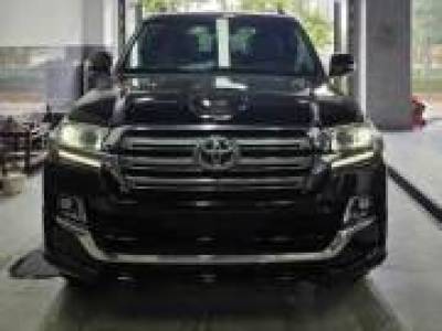 Toyota Land Cruiser VX 4.6 V8 - 2016