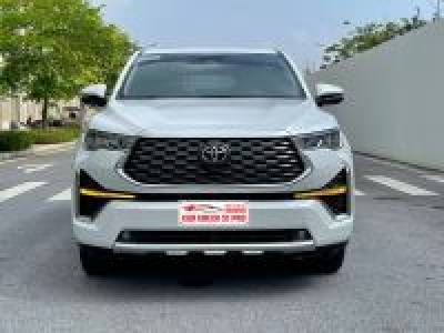 Toyota Innova Cross HEV 2.0 CVT - 2025