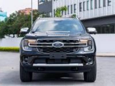 Ford Everest Titanium Plus 2.0L 4x4 AT - 2025